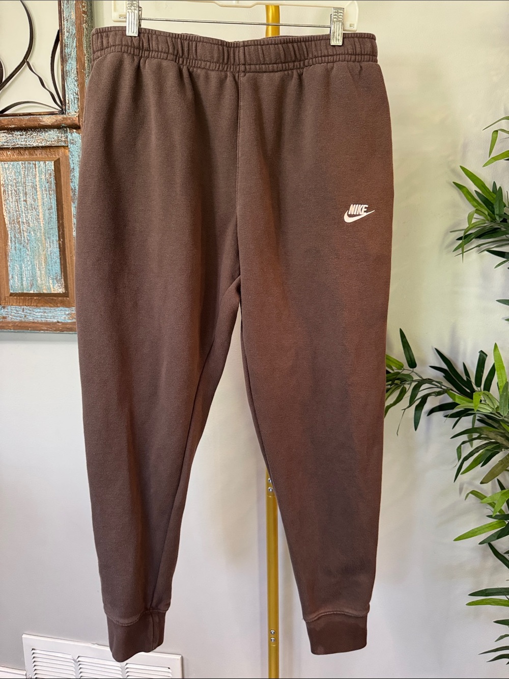 Nike Brown Joggers with White embroidered Logo XXL